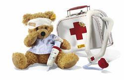 FIRST AID COURSE